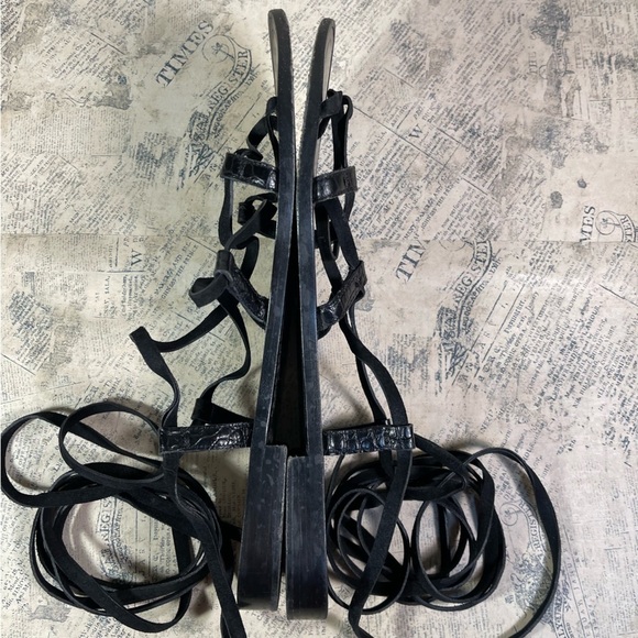 Saint Laurent Paris made in Italy tie up greek sandals - Picture 5 of 10